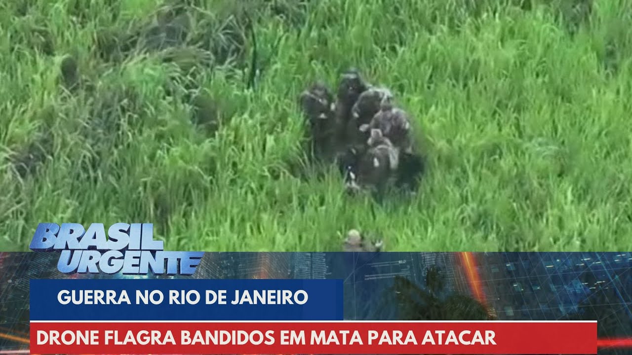 Guerra no RJ: Drone flagra bandidos em mata para atacar | Brasil Urgente
