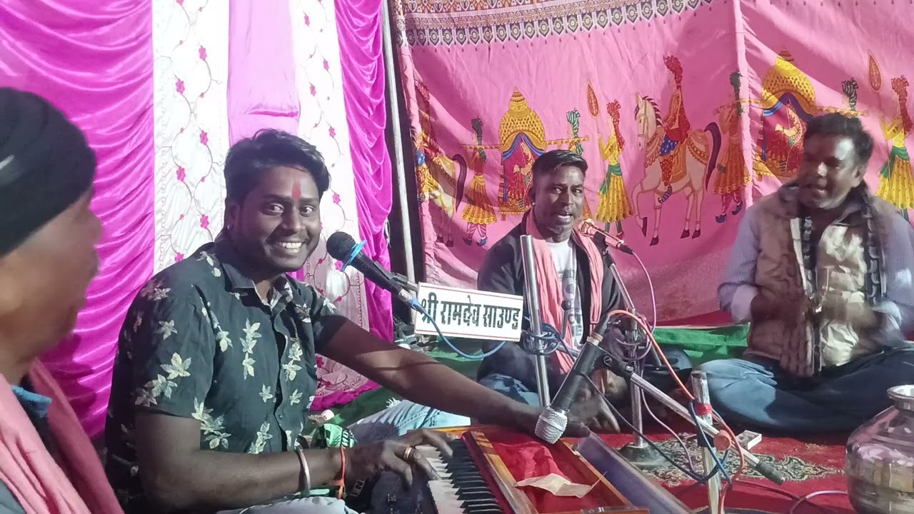 बहुत सुंदर भजन जुलती देखी ने जाजम राली स्वर रोशन राणा रामदेव साउंड मिठानीम उदयपुर M.8107679813