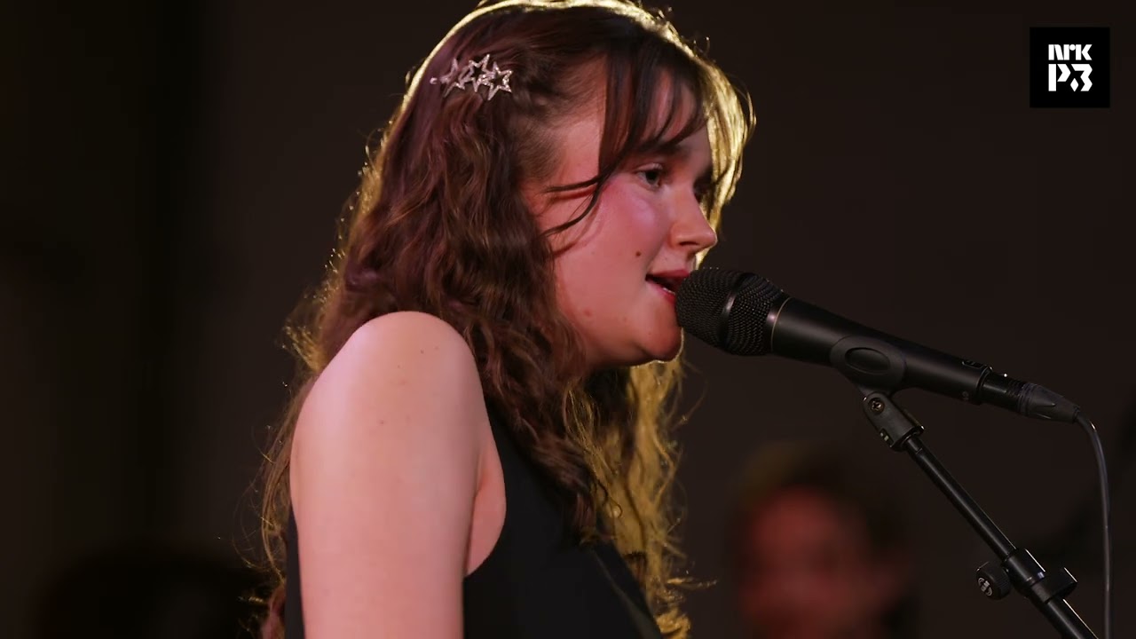 Anna Lille - Late to the Party (P3 Live)