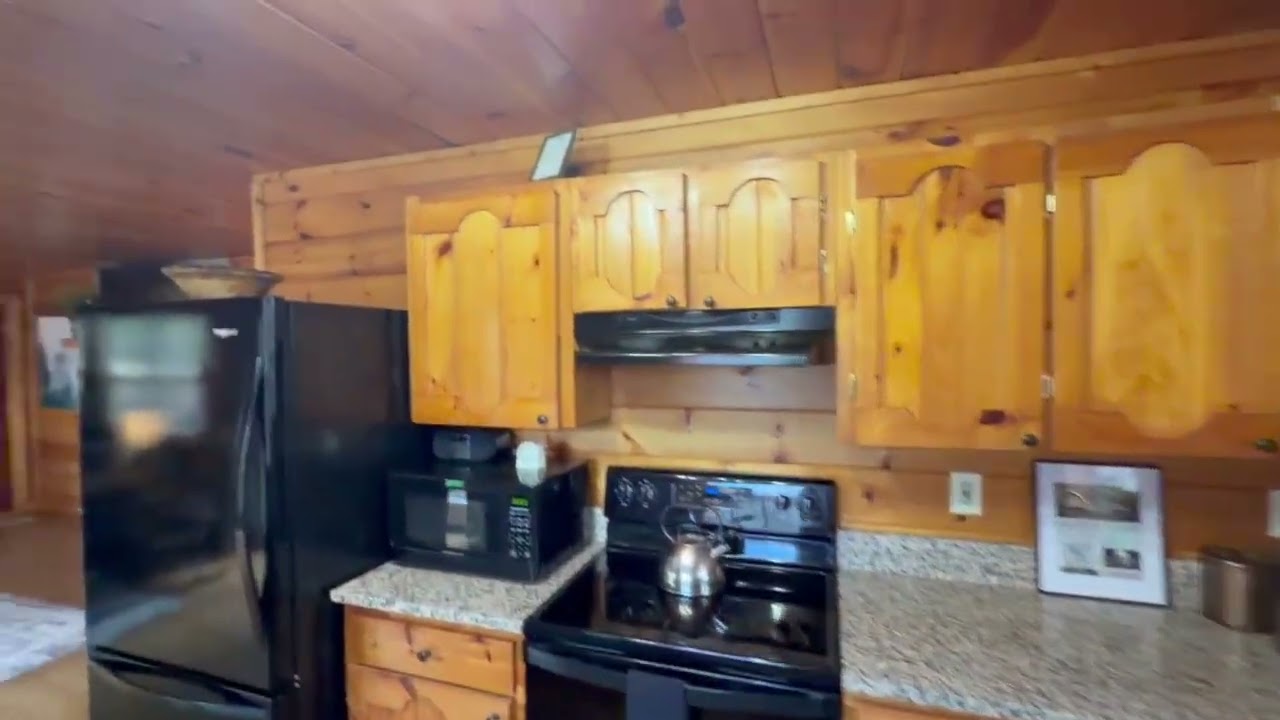 25 Foster Ln, Morganton, GA 30560