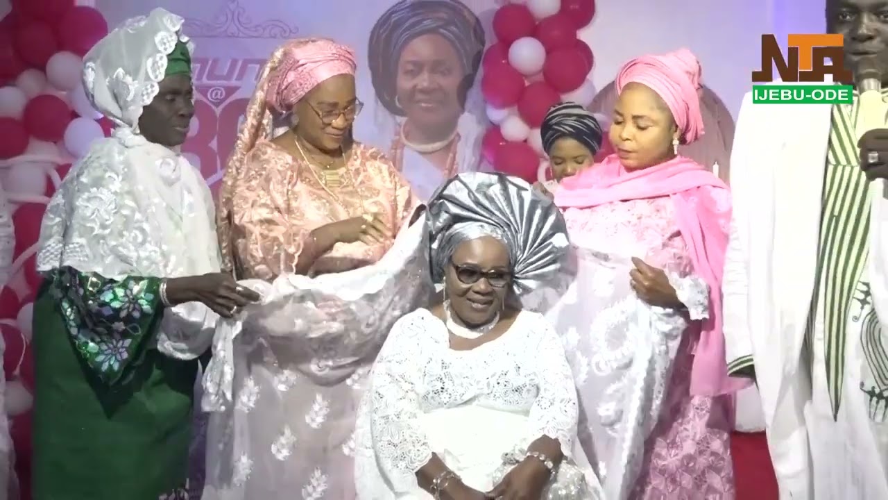 AYEYE OJOOBI OGORIN ODUN ALHAJA GANIYAT OLUBUKONLA ARIYO, ATI IFINIJOYE GEGE BI OTUN IYA ADINNI NINU
