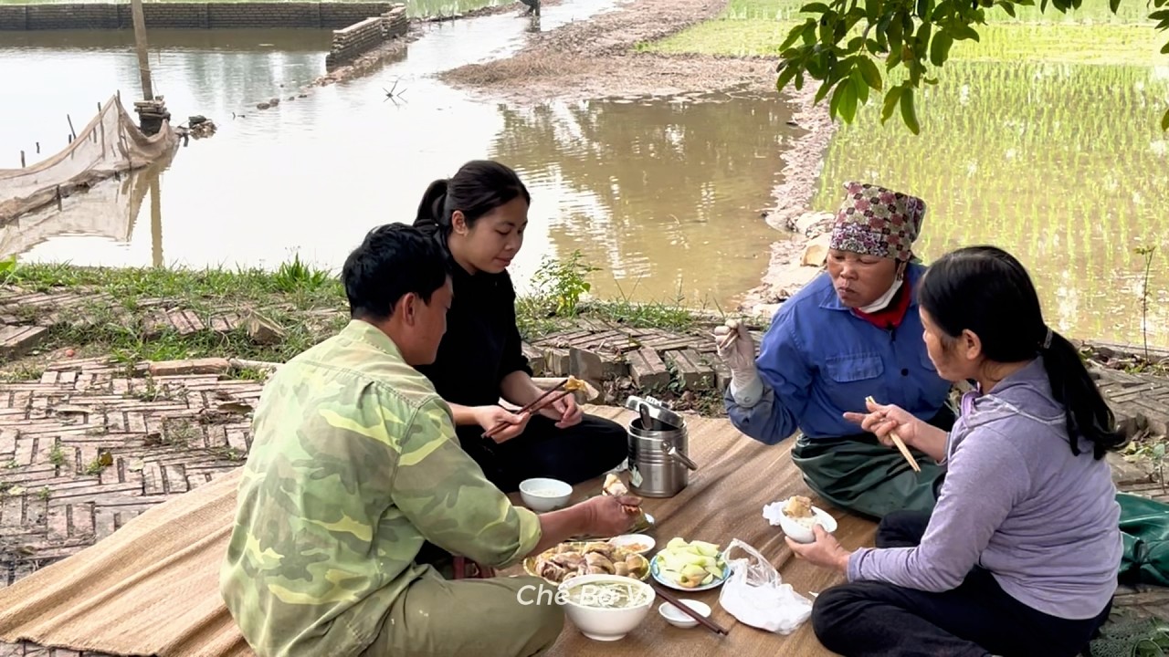 Cùng em Chế nấu CƠM CẤY ngon giản dị cho các cô làm đồng | Chế Ba Vì
