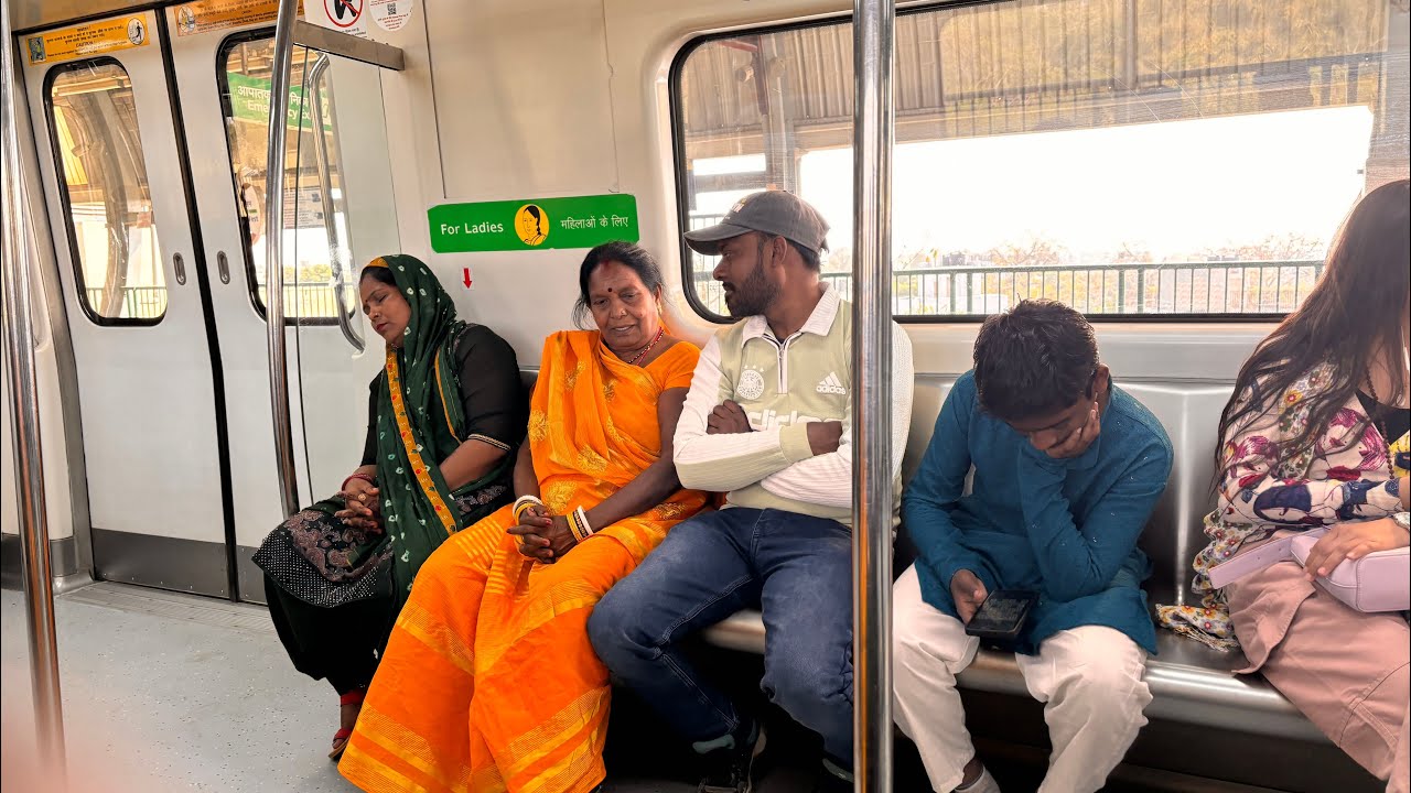 India Gate and family