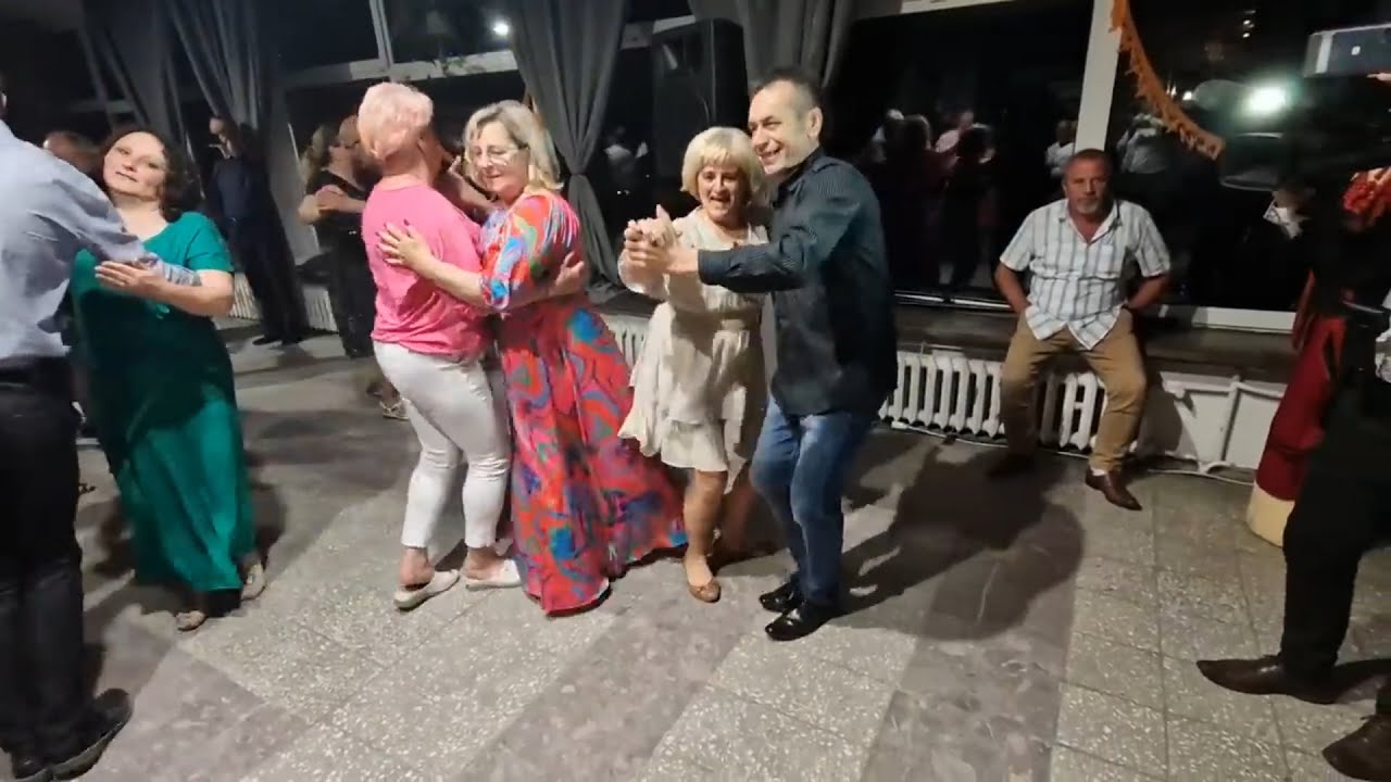 Tak to już jest jak spotkają się dwa żywioły taneczne na parkiecie!