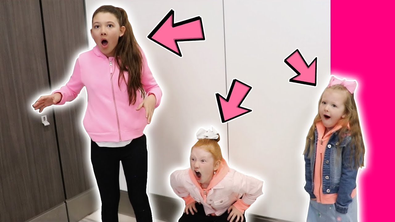 SURPRISE HOLIDAY DESTINATION REVEAL AT THE AIRPORT!