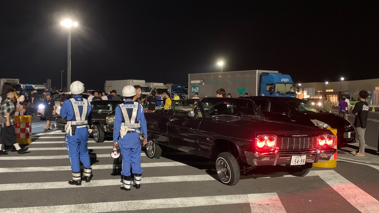 【ローライダー】警察も参戦⁉️跳ねまくりなローライダー達‼️