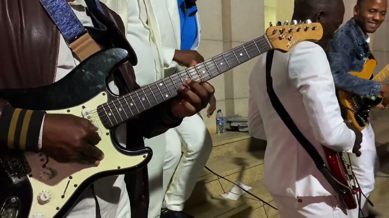 Nkembo 4 - Coro Rei David