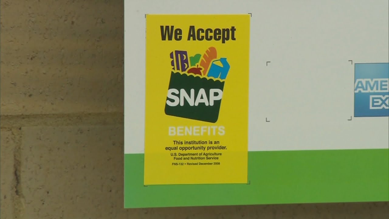 Supreme Court extends its order blocking full SNAP payments