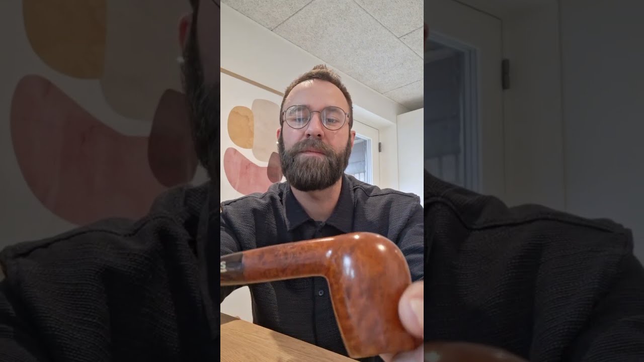 Mail call. New estate pipe. Stanwell POTY 1983