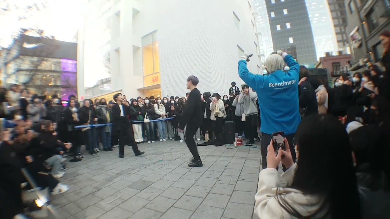 23.2.19 ONE OF공연 걷고싶은거리 홍대버스킹 DANCETEAM  ONE OF(원오프) by start Big