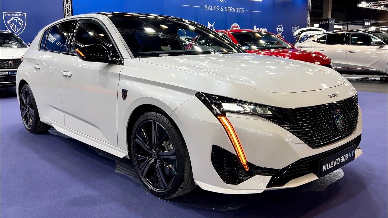 Новый PEUGEOT 308 GT Line 2022 - ПЕРВЫЙ ВЗГЛЯД и ВИЗУАЛЬНЫЙ ОБЗОР экстерьер и интерьер (белый цвет)
