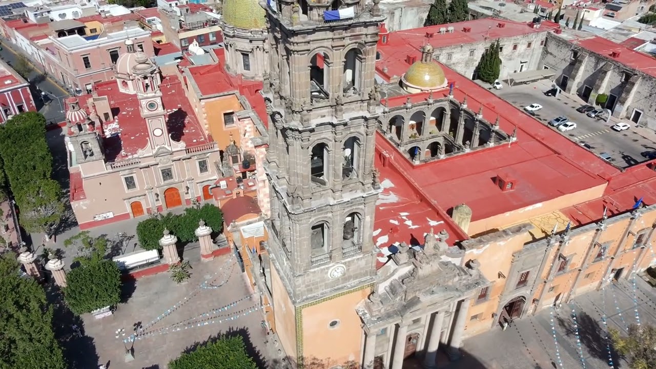 Водный шар, Собор Селая, Гуанахуато 4k DJI Neo