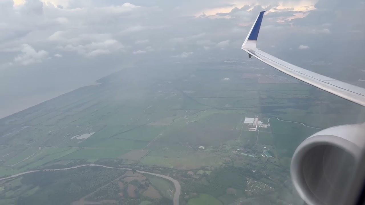 Copa Airlines 737-800 Takeoff from Panama City