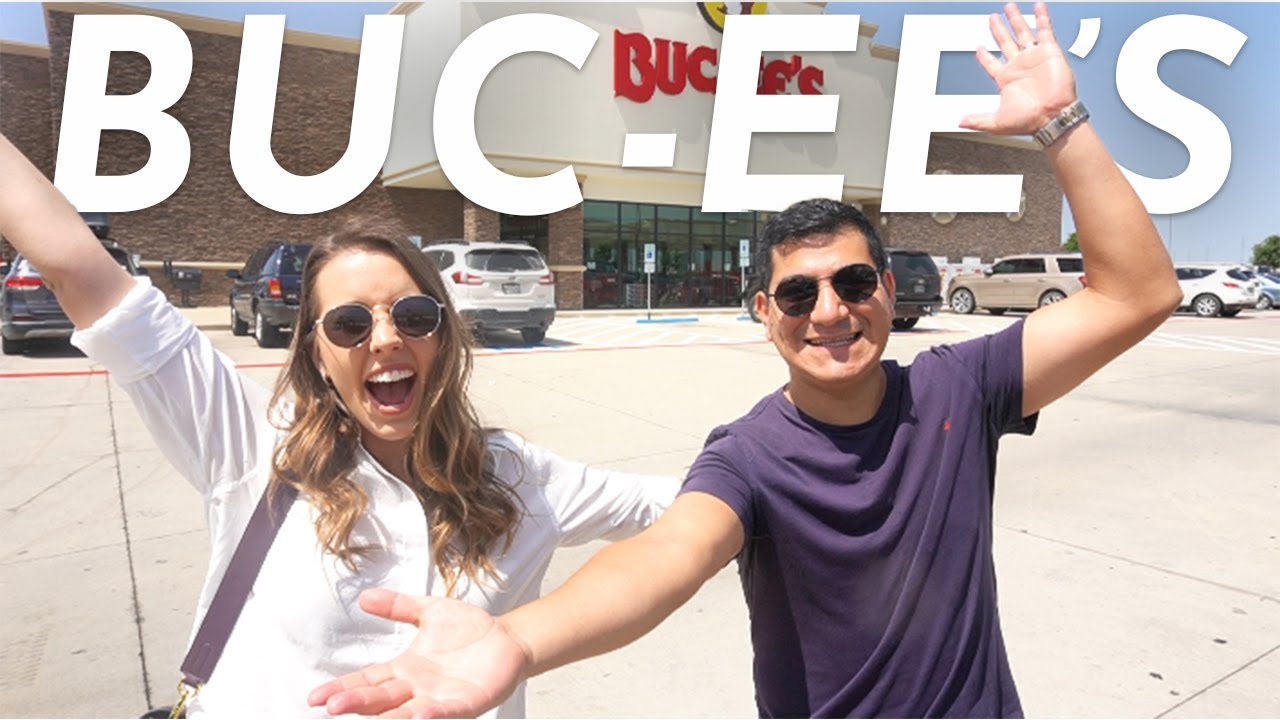 FIRST TIME AT BUC-EE'S  | Famous gas station/convenience store in Texas!