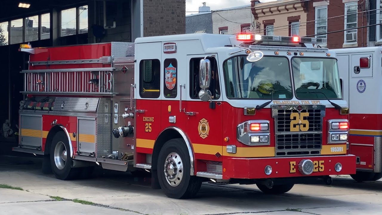 ⁴ᴷ *** OLD FRONTLINE APPARATUS *** Philadelphia Fire Department Engine 25 Responding