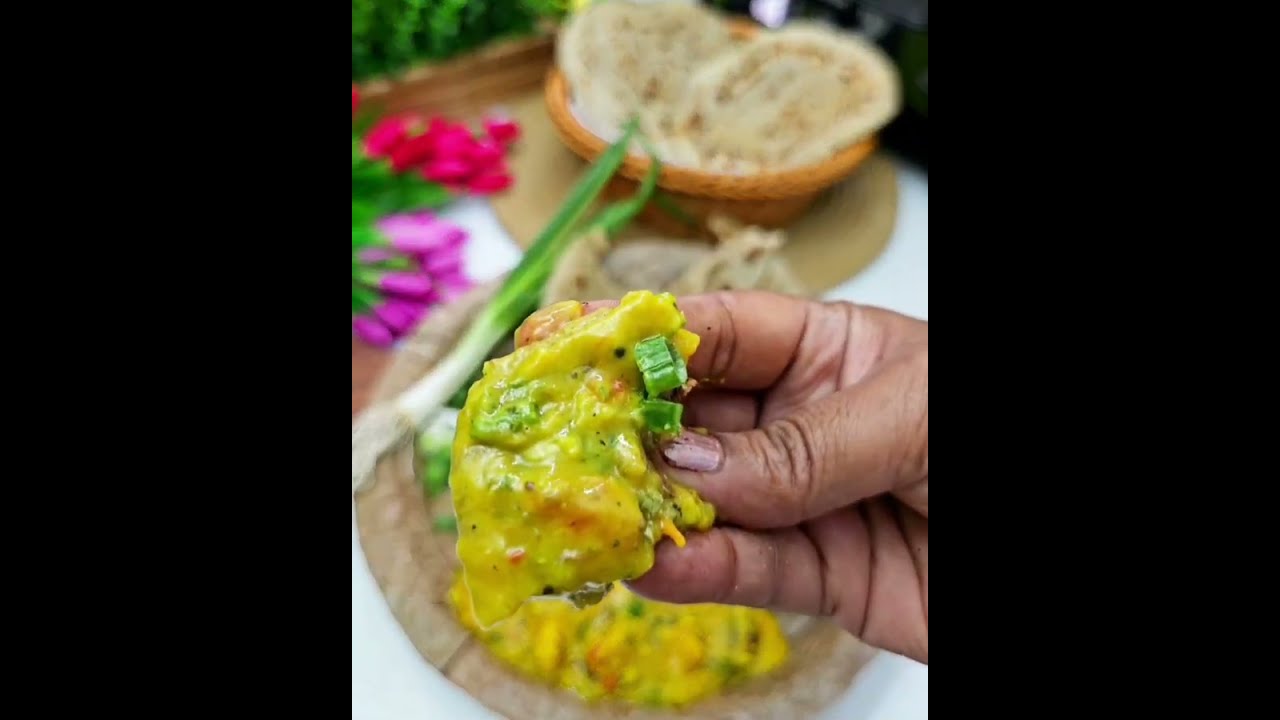 पिठले भाकरी बनाने बिल्कुल नया और सबसे स्वादिष्ट तरीका | pithle bhakri recipe | maharashtrian recipes