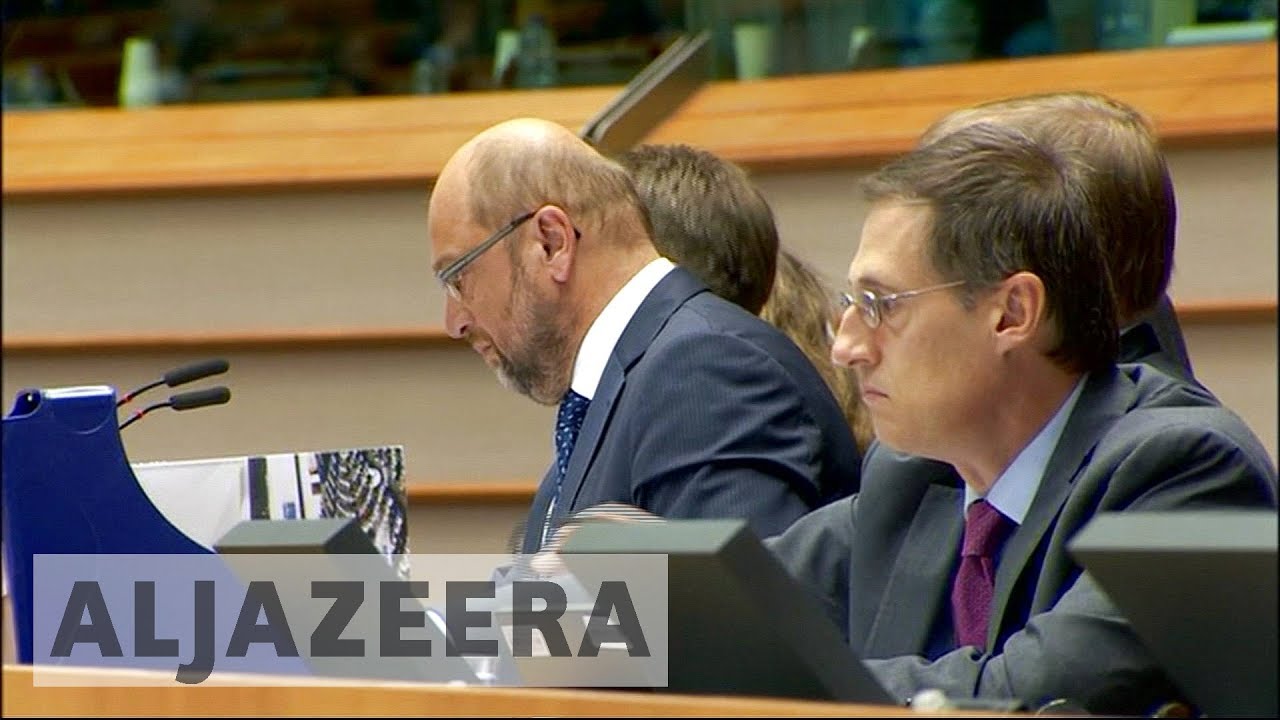 ECJ to deliver opinion in refugee quota case