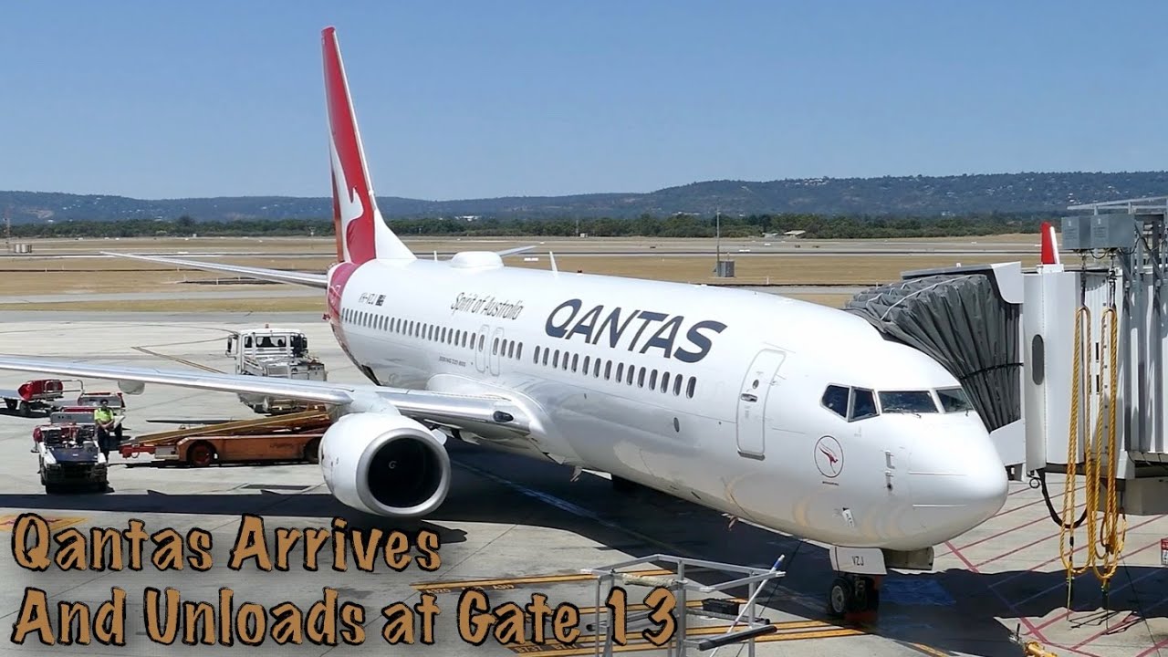 Qantas [VH-VZJ] Arrives and Unloads at Gate 13
