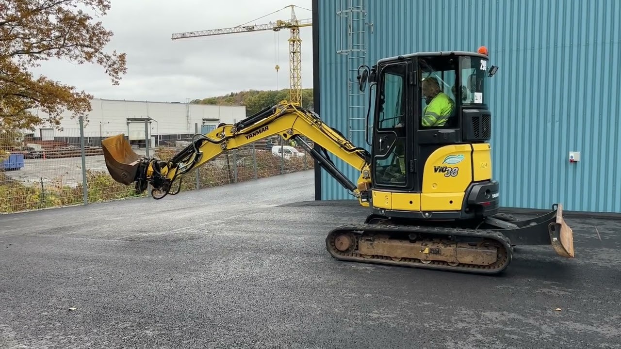 K&ouml;p Bandgr&auml;vare Yanmar VIO38-6 p&aring; Klaravik