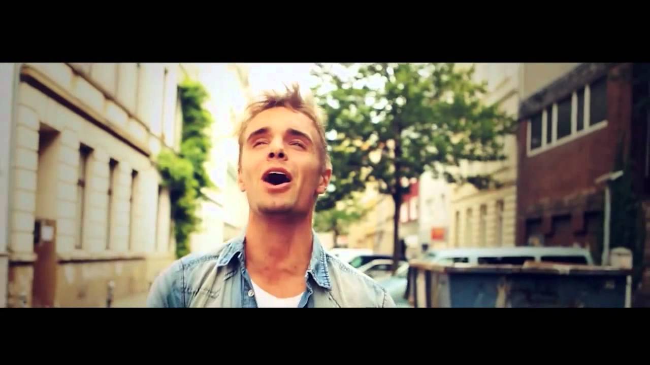 Christoph Watrin & StadtkintT - Rot Grün Blau (Official Music Video)