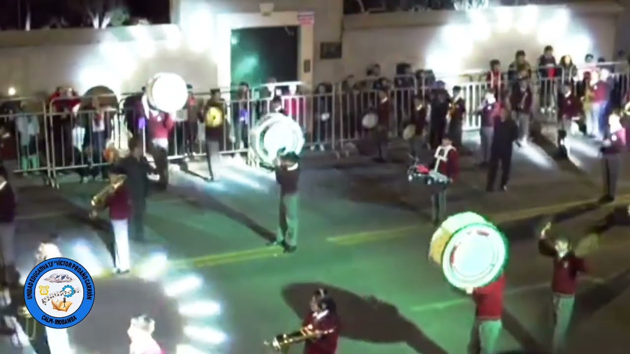 UE Víctor Proaño Carrión - Calpi Desfile Riobamba 2024