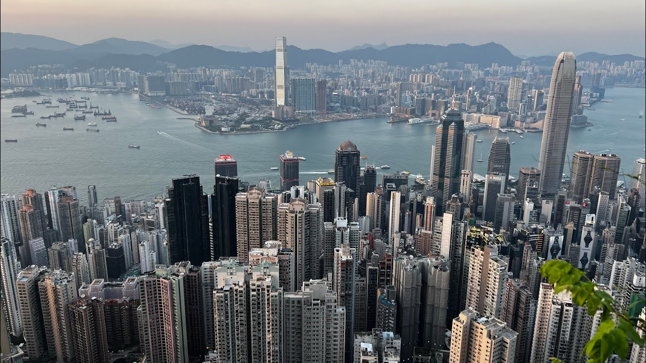 Hong Kong’s BEST View | Tsim Sha Tsui to Victoria Peak: Full Journey