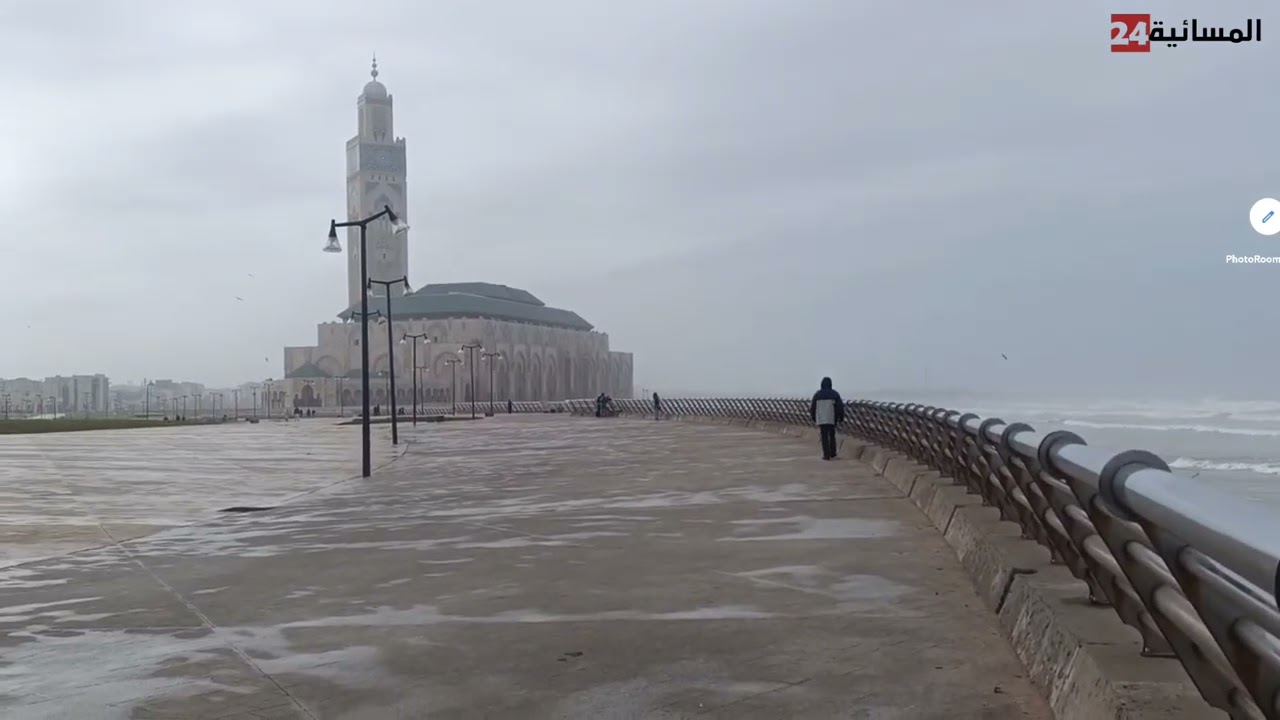 هيجان البحر  امواج بعين الدئاب