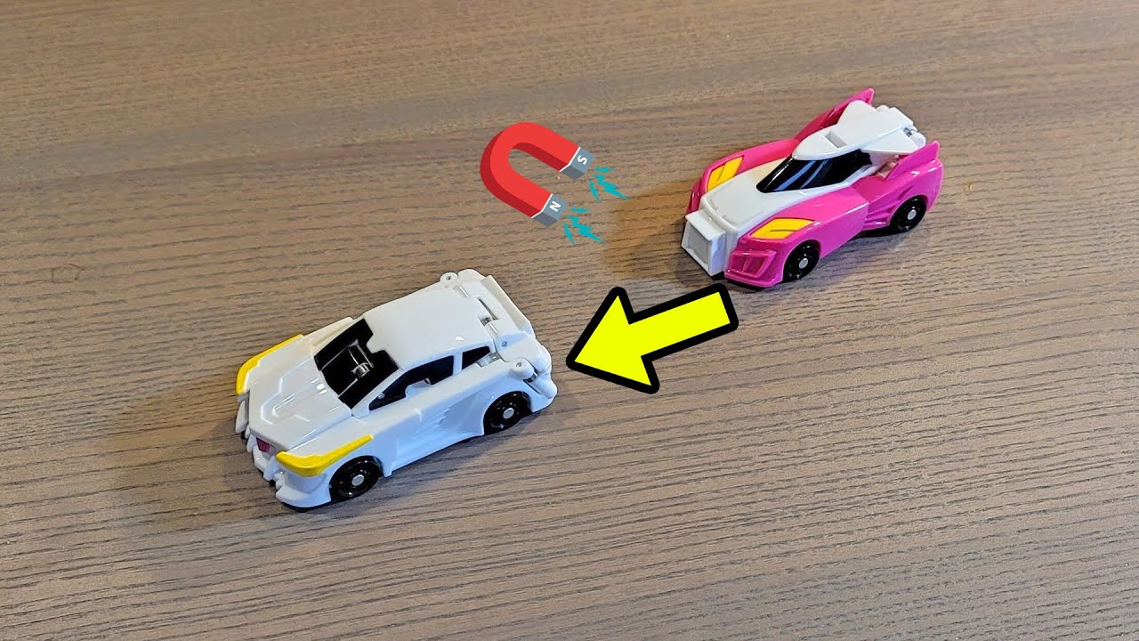 Transforming Magnet Cars Turn Into a Unicorn (Hello Carbot)