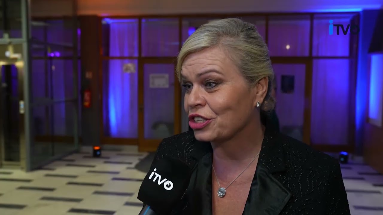 22. REPREZENTAČNÍ PLES MĚSTA ORLOVÉ NABÍDL VEČER PLNÝ ZÁBAVY A HUDBY