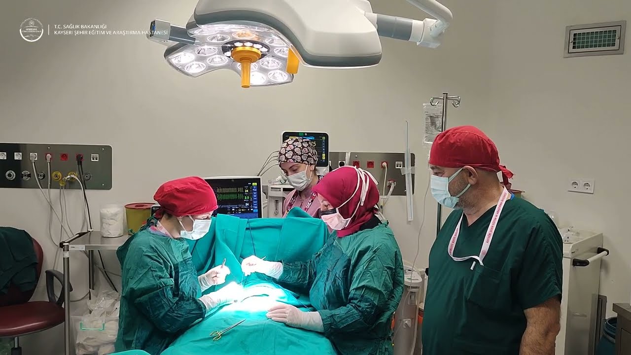 Hastanemiz Çocuk Cerrahisi Kliniği / Doç. Dr. Mustafa Erman DÖRTERLER