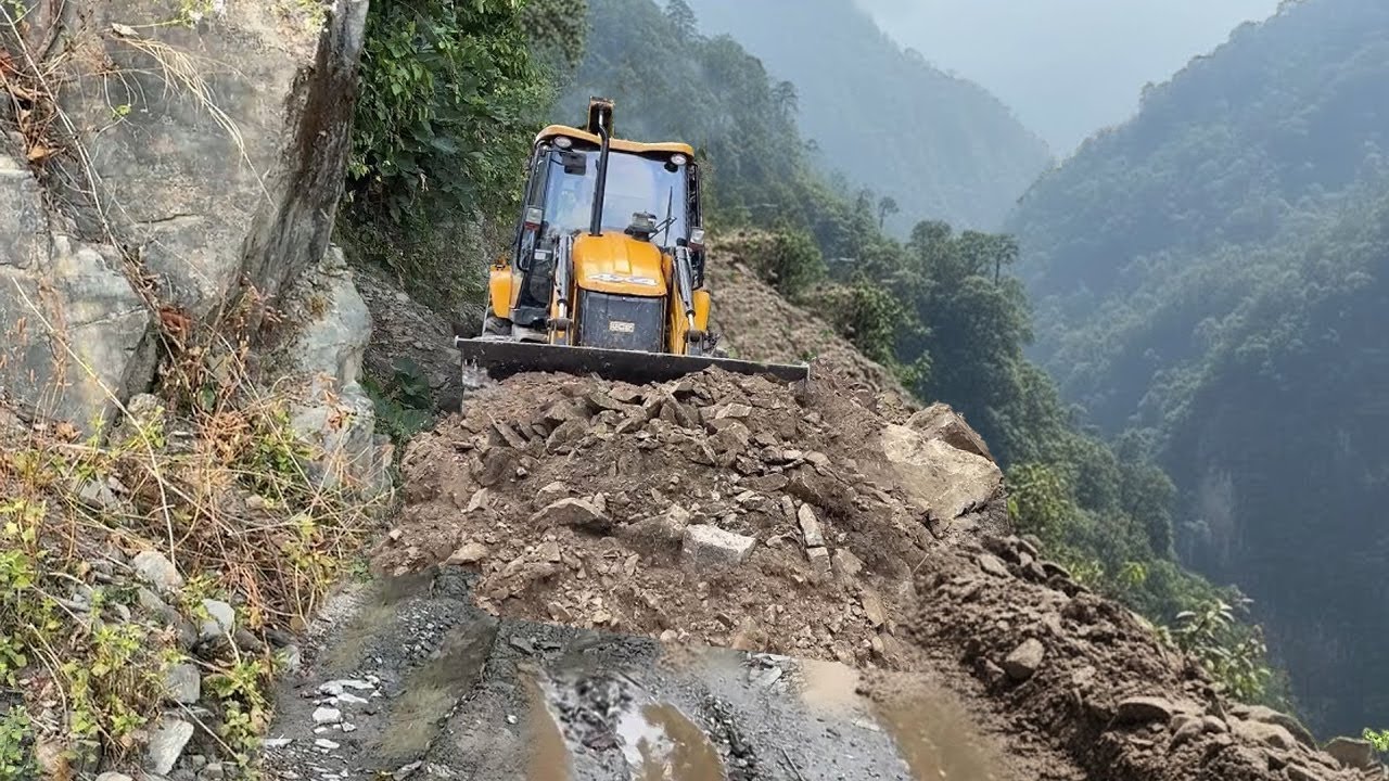 BARELY DRIVABLE!! Landslide Damaged Rocky Mountain Road Rework with JCB Backhoe