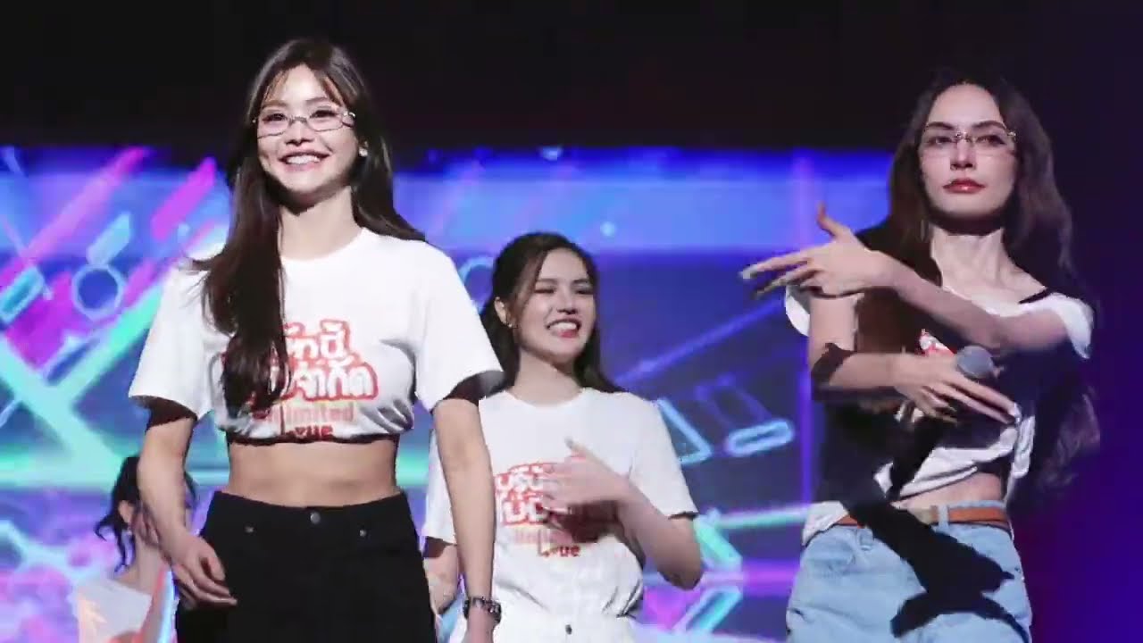 [Fancam] 30/11/2025 Engfa - สุดปะล่ะ at #UnlimitedLove1stShowinTaipei