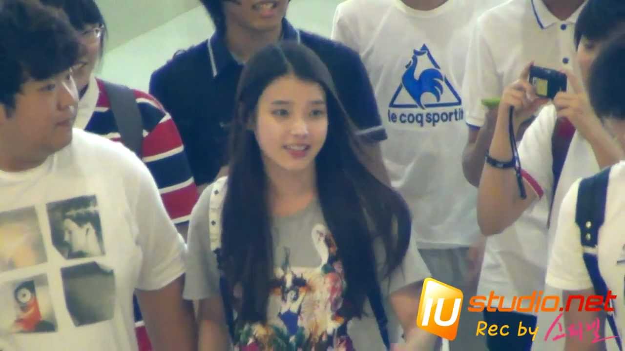 120716 Gimpo airport IU 아이유 FANCAM by Spinel