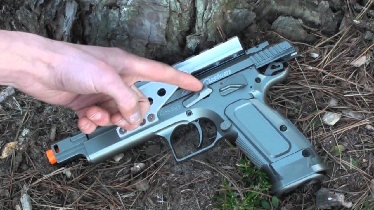 CyberGun/KWC Tanfoglio Gold Custom CO2 BlowBack Airsoft Pistol Review