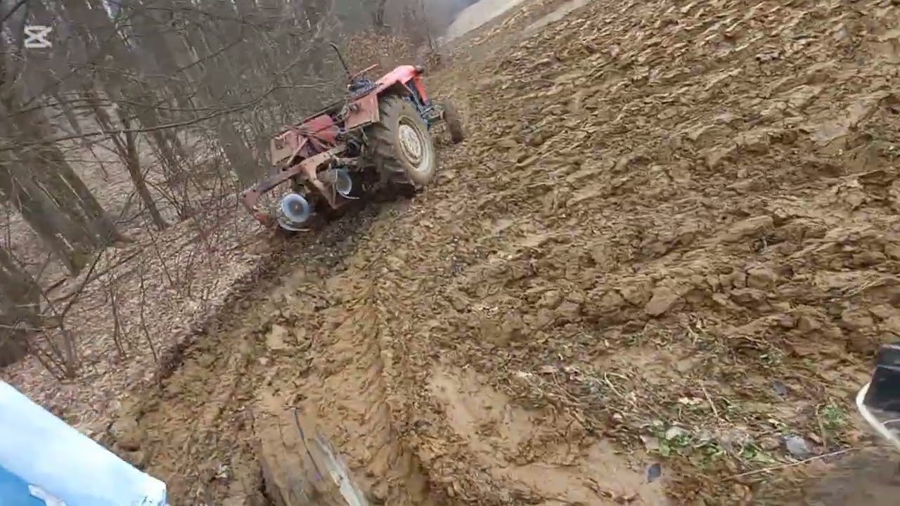Poslednje orane za ovu godinu za kukuruz sa dva imt 558 i landini 75