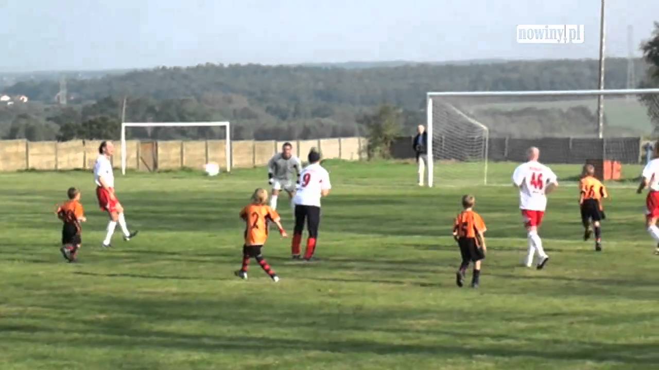 Trampkarze gminy Lyski - Reprezentacja Artystów Polskich 3:1