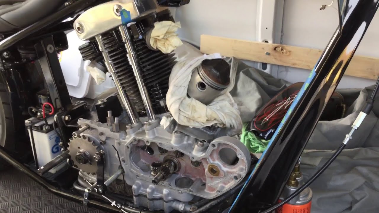 Paughco frame 900 XLCH Bobber Project