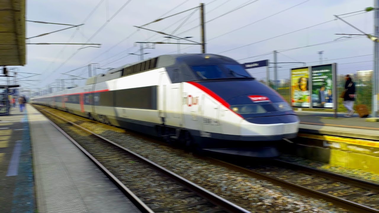 🚄 TGV R&Eacute;SEAU at NOISY-le-SEC (Paris)
