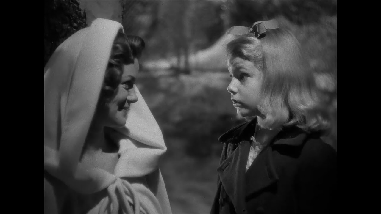 Christmas carol scene from Curse of the Cat People