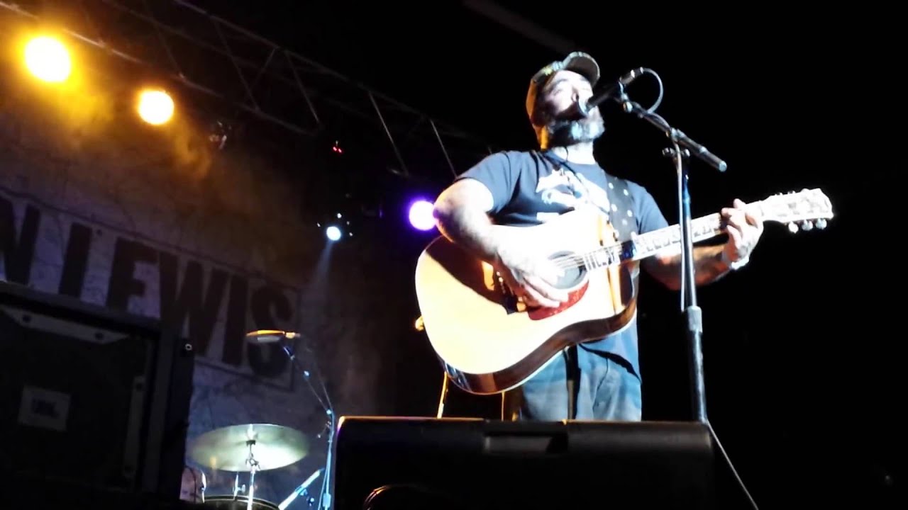 Aaron Lewis    beautiful love song { Washington }   YouTube