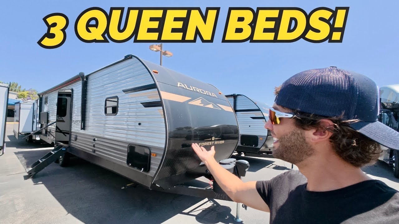 An affordable family camper with 3 QUEEN BEDS! 2025 Forest River Aurora 29TQS travel trailer RV