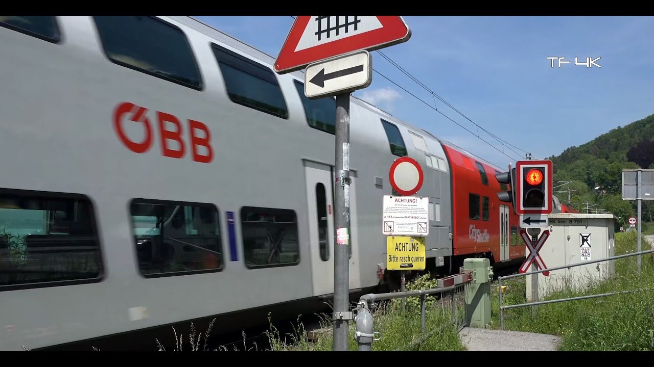 Railroad Crossing -  Bregenz (AT) - BÜ Bregenzer Str - der kleinste Bahnübergang in Österreich