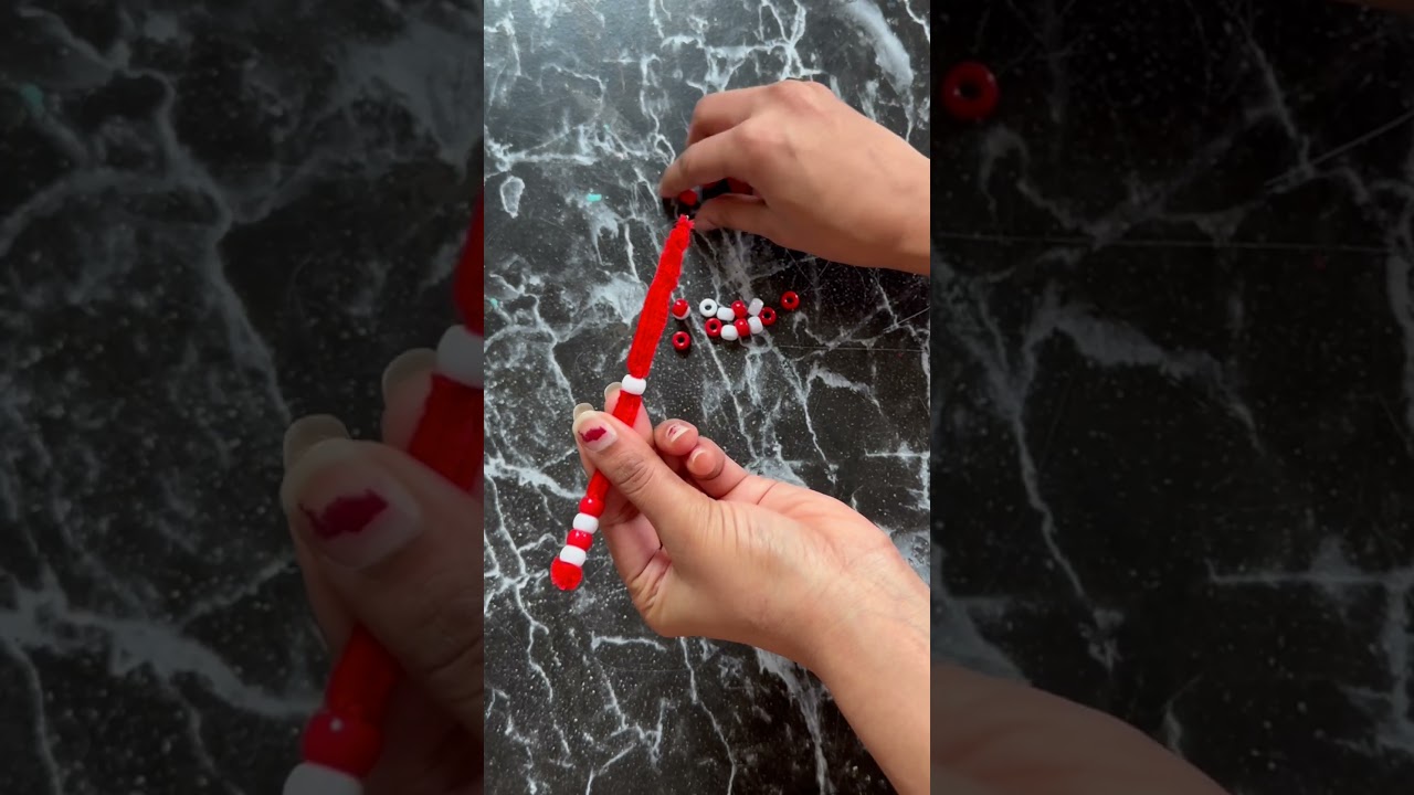 mini candy cane Ornaments in 1minute #christmas #diy #pipe-cleaner #christmastreedecor #craft