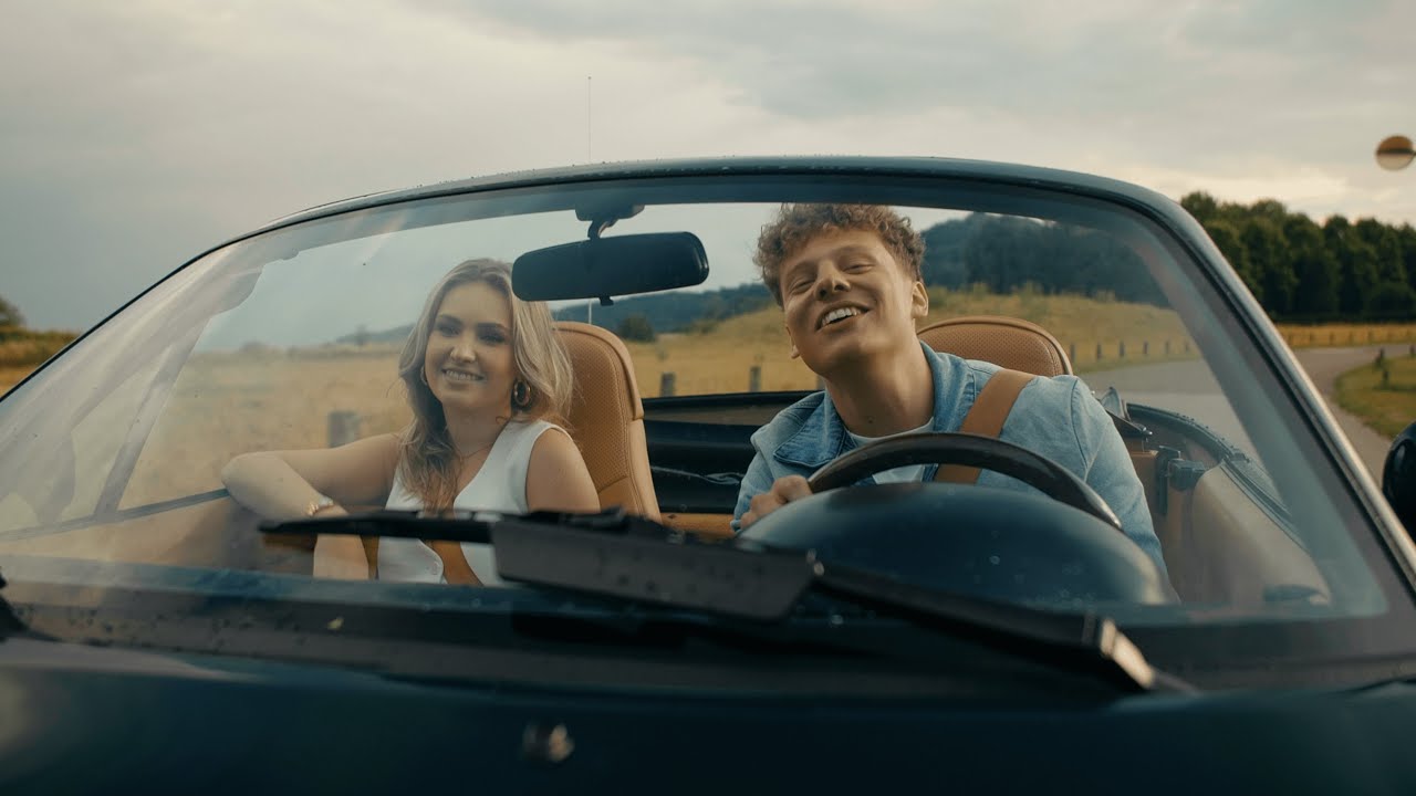 LAUF - Hollywood (Official Video)