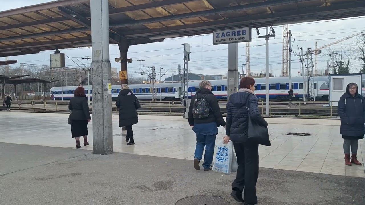 HR DIESEL LOC/TREIN 292 - MANEVRA JENBACH 2 132 HŽPP + HŽ vagoni.ZG GK.