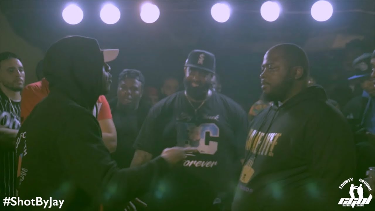 JOHNIE ALCATRAZ VS STEAMS | CGBL RAP BATTLE