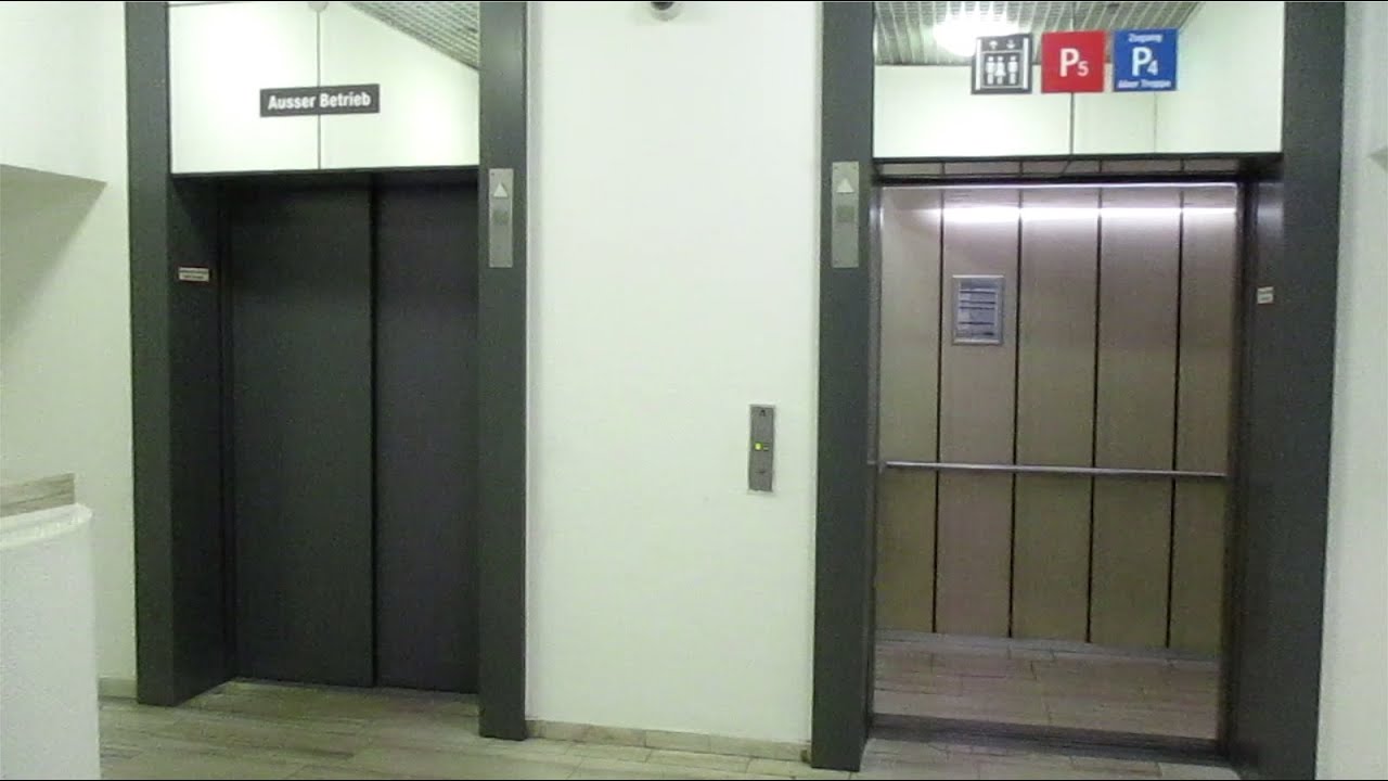 Düsseldorf, Parkhaus Galeria Kaufhof an der Kö
