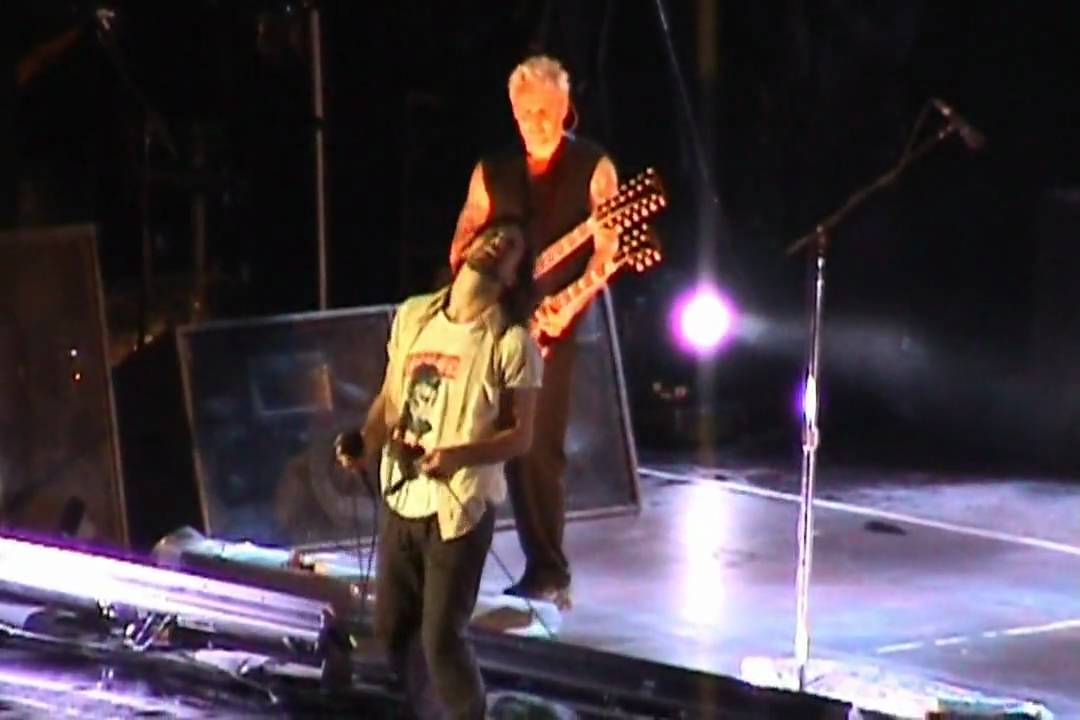 Pearl Jam - Inside Job (Verona '06) HD