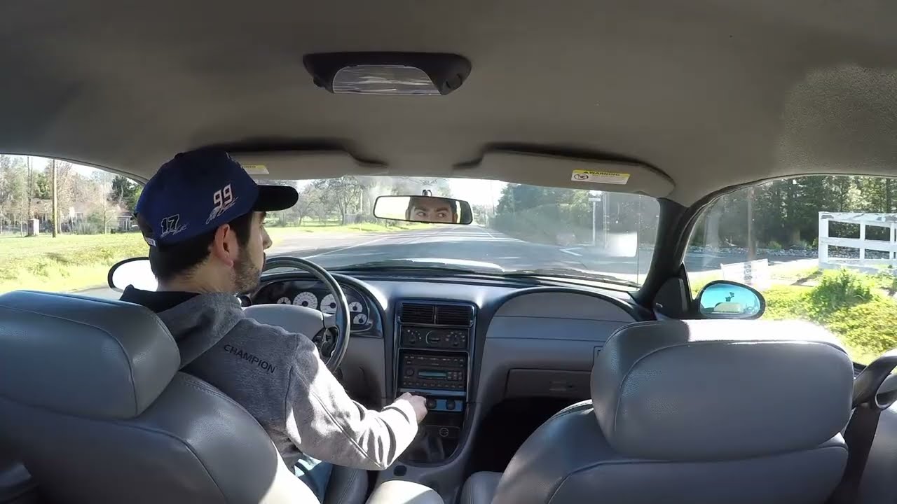 2001 Mustang GT drive - SLP Loudmouth exhaust accelerations