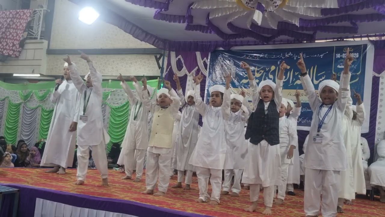 #love Ham asam ke khadi khubsurat awaaz mein#masjide Bilal ke talaba